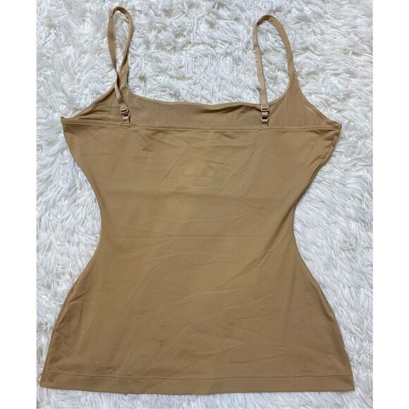 Assets By Sara Blakely Spanx Size 1X Nude Compression Tank Top Cami Shapewear - Picture 5 of 5